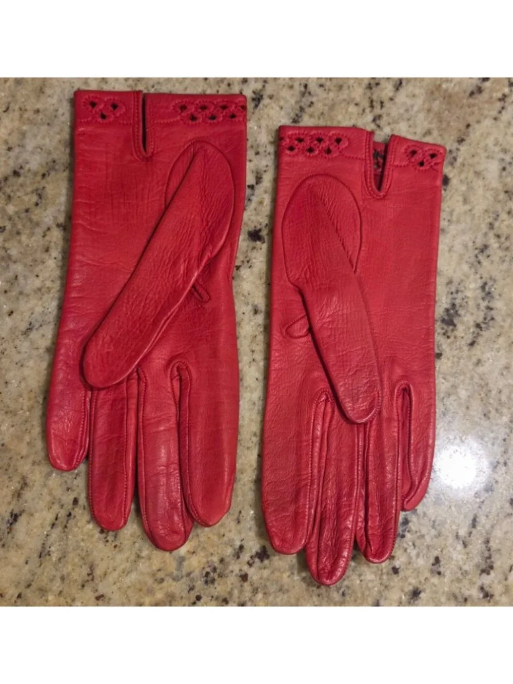 Vintage Womens Size M Red Soft Leather Formal Gloves Eyelet Wrist Italy